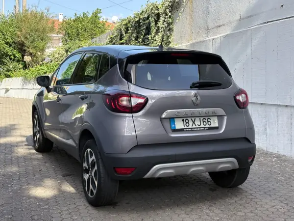 Renault Captur 0.9 TCE Exclusive 26