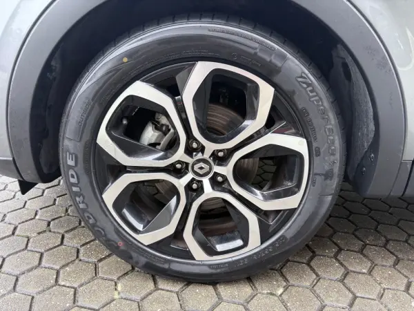 Renault Arkana 1.6 E-Tech Intens 11