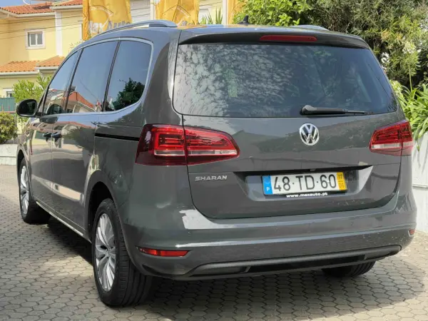 Volkswagen Sharan 2.0 TDI Blue Highline 25