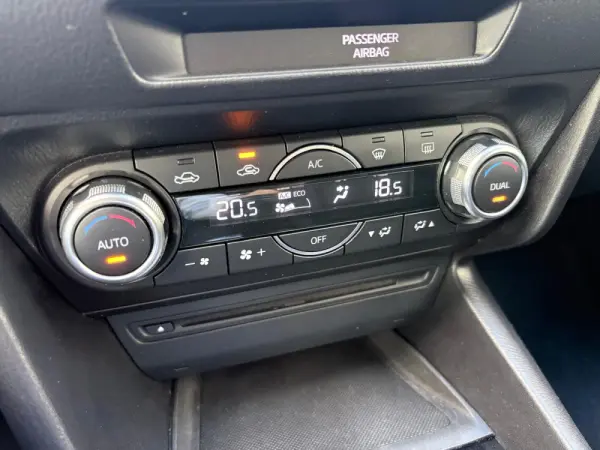 Mazda 3 1.5 Sky-G Evolve HS Navi 47