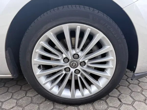 Opel Astra 1.6 CDTI Innovation S/S 11