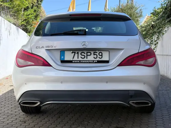 Mercedes-Benz CLA 180 d Shooting Brake Urban Aut. 21