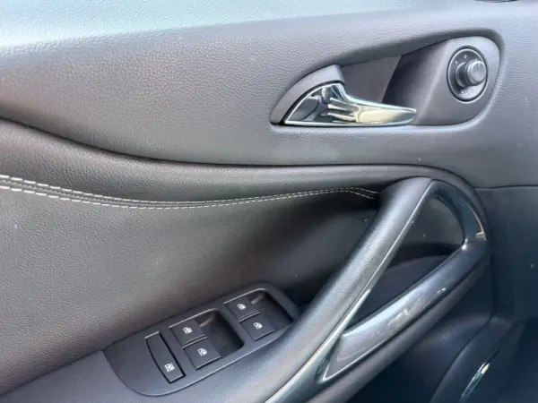 Opel Zafira 2.0 CDTI Cosmo 31