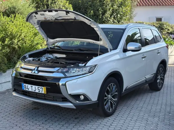 Mitsubishi Outlander 2.2 DI-D Instyle Navi 18
