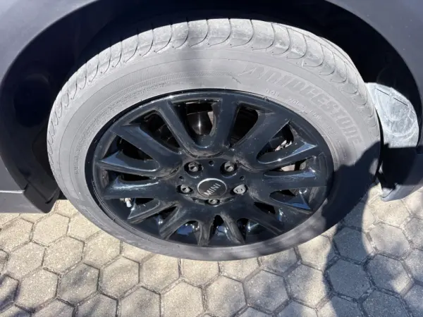 MINI 3 Portas Cooper 13