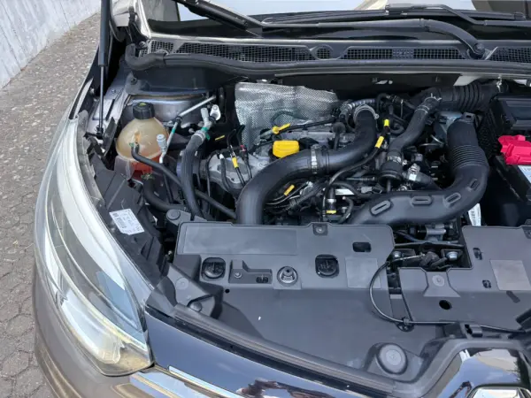 Renault Captur 0.9 TCE Exclusive 18