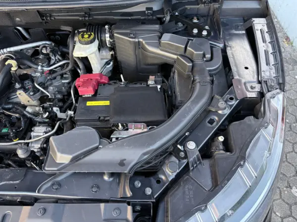 Nissan Qashqai 1.2 DIG-T N-Connecta 18 19