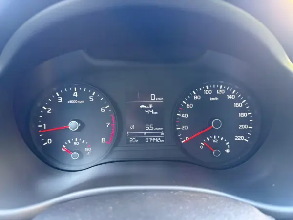 Kia Stonic 1.2 Dynamic 39