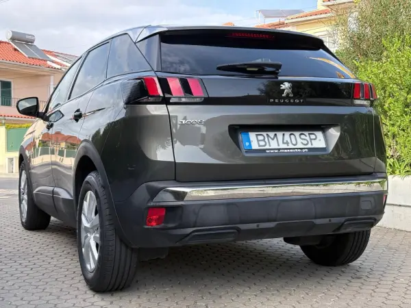 Peugeot 3008 1.2 PureTech Allure EAT8 23