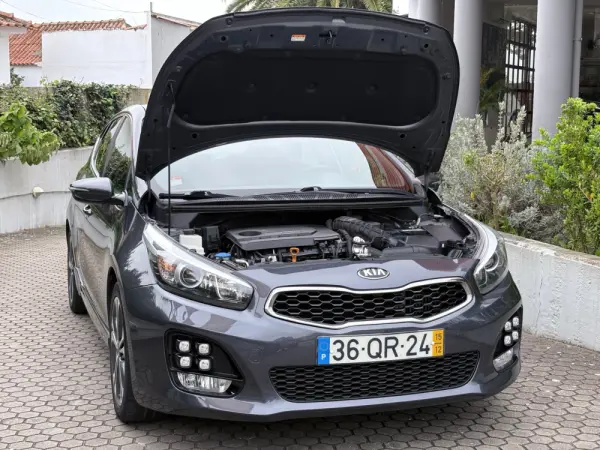 Kia Ceed 1.6 CRDi GT Line 16