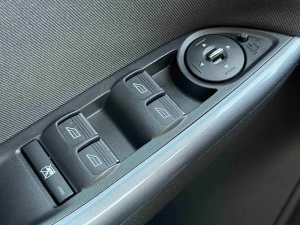 Ford Focus 1.0 SCTi Trend 34