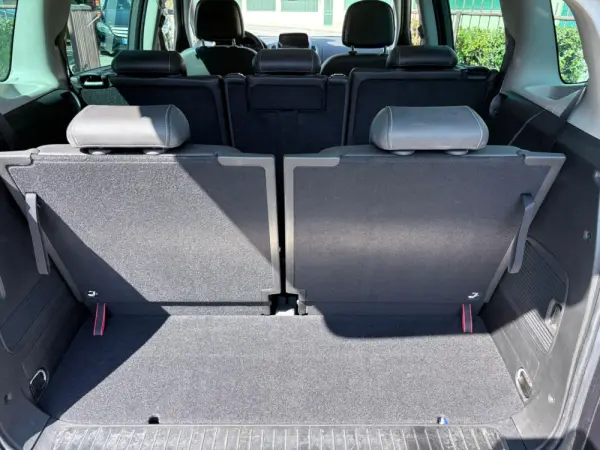 Opel Zafira 2.0 CDTI Cosmo 7