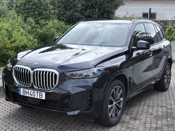 BMW X5 50 e xDrive Edição Desportiva M 4