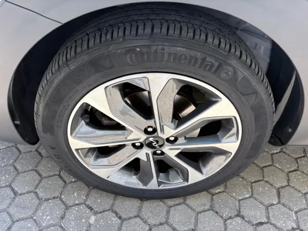 Kia Stonic 1.0 T-GDi Drive 7DCT 12