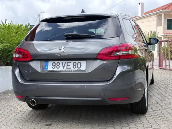 Peugeot 308 SW 1.2 PureTech Style 19