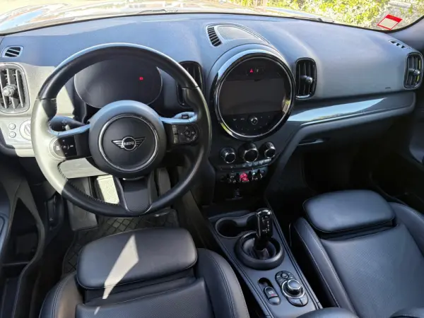 MINI Countryman Cooper D Premium Classic Auto 27