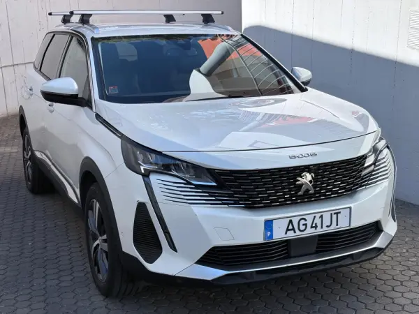Peugeot 5008 1.2 PureTech Allure EAT8 2