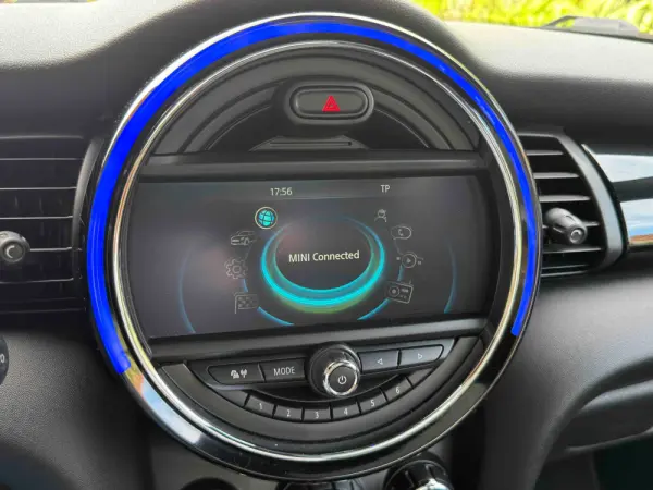 MINI 3 Portas Cooper S 41