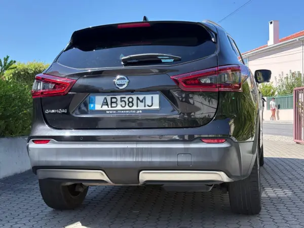 Nissan Qashqai 1.5 dCi N-Connecta J18 21