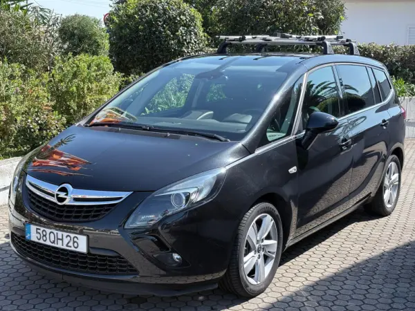 Opel Zafira 2.0 CDTI Cosmo 4