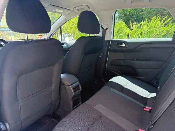 Citroen C4 1.6 BlueHDi Feel EAT6 55