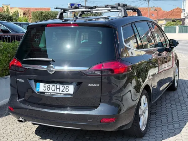 Opel Zafira 2.0 CDTI Cosmo 18