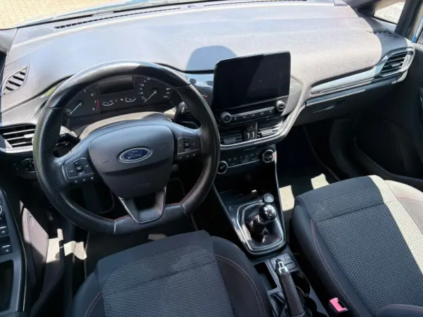 Ford Fiesta 1.0 EcoBoost ST-Line 29