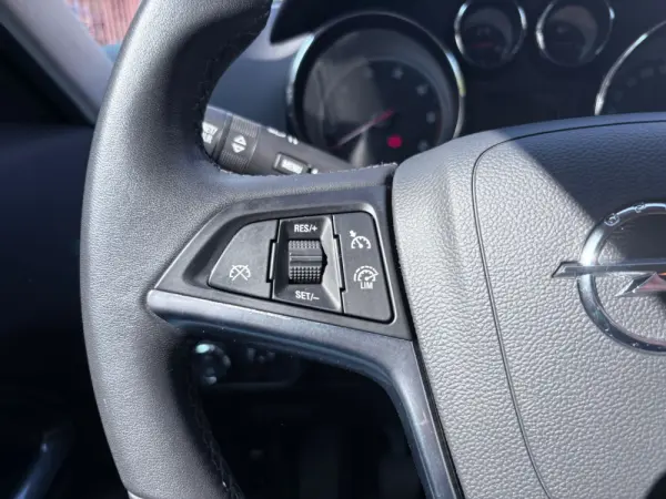 Opel Zafira 2.0 CDTI Cosmo 34