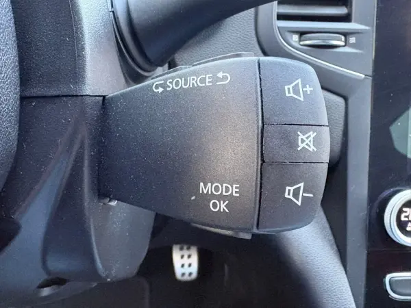 Renault Mégane 1.6 Plug-In R.S. Line 39