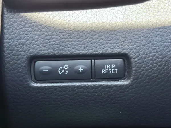 Nissan Qashqai 1.5 dCi Tekna Premium 17 Alcantara 37