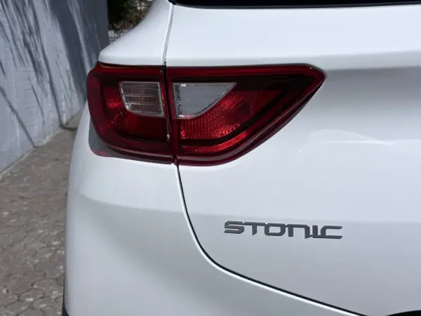 Kia Stonic 1.0 T-GDi Drive 7DCT 22