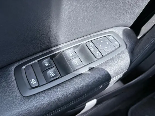Renault Mégane Sport Tourer 1.6 E-Tech Plug-In Intens 33