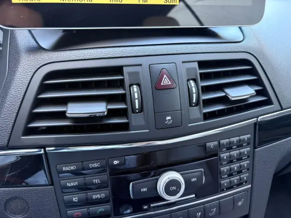 Mercedes-Benz E 350 CGi Avantgarde BlueEfficiency Auto 48