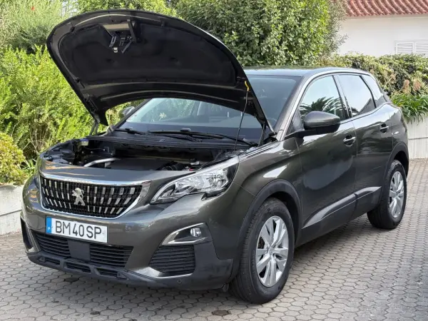 Peugeot 3008 1.2 PureTech Allure EAT8 16
