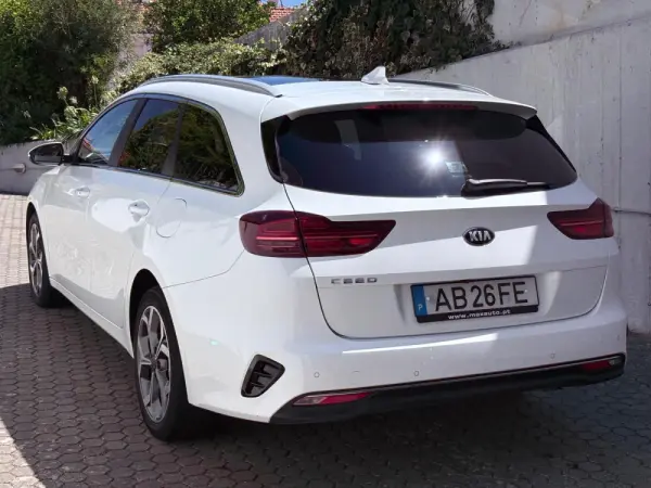 Kia Ceed SW 1.4 T-GDI Drive+SRF 7DCT 26