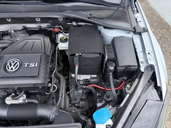 Volkswagen Golf 1.0 TSI Confortline 18