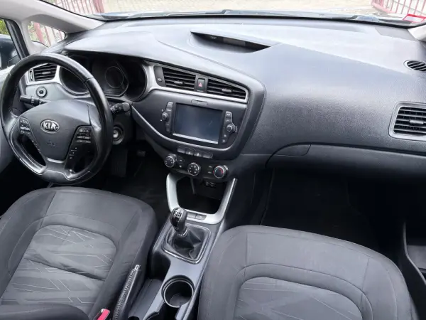 Kia Ceed 1.4 CRDi Nav Line 30