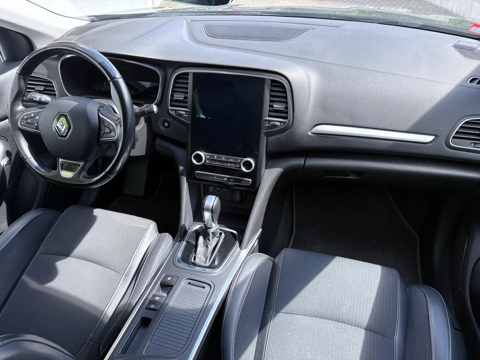 Renault Mégane Sport Tourer 1.6 E-Tech Plug-In Intens 31