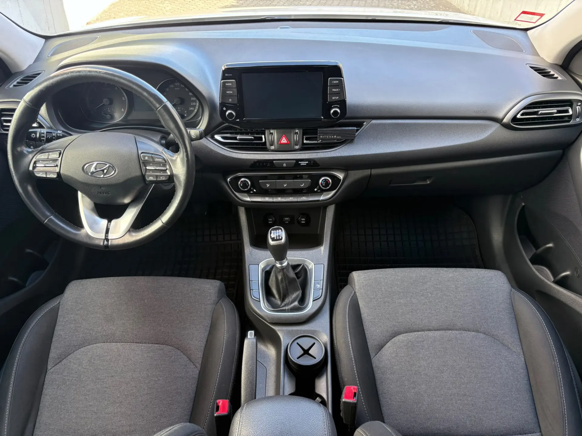 Hyundai i30 1.6 CRDi STyle Plus 6