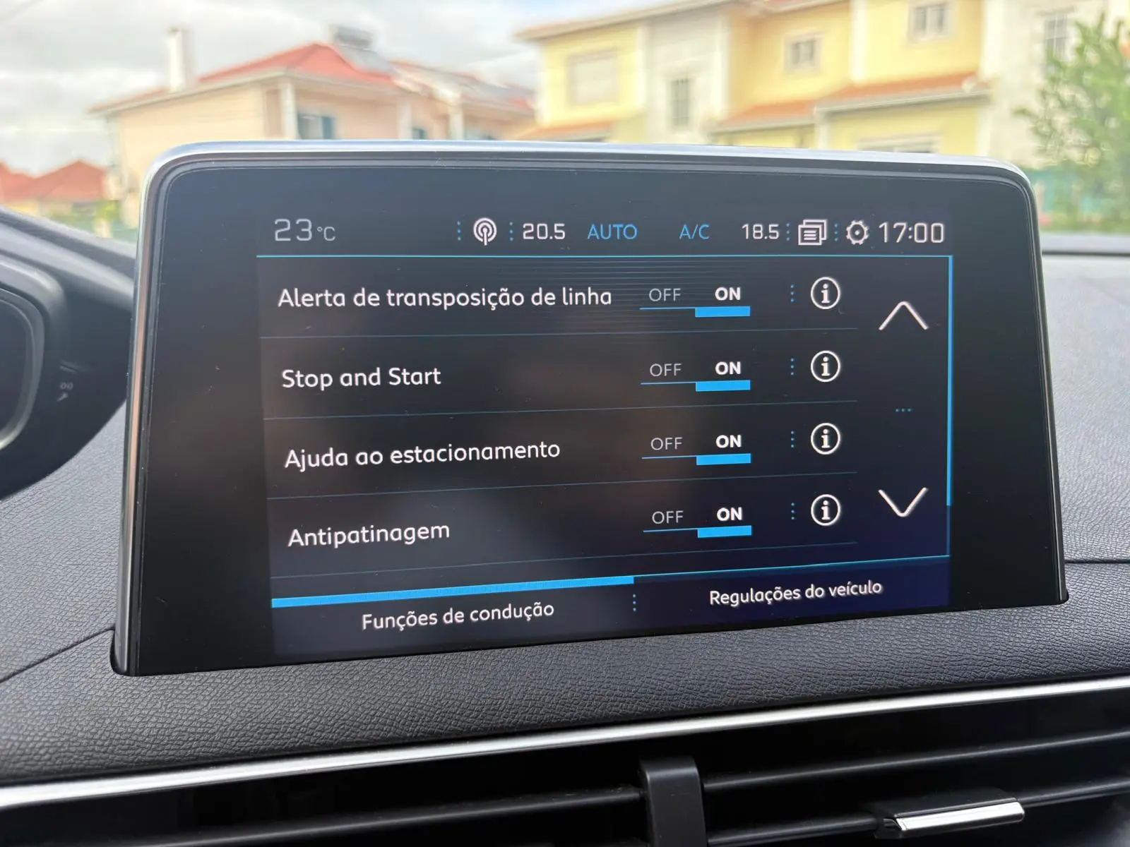 Peugeot 3008 1.2 PureTech Allure EAT8 47