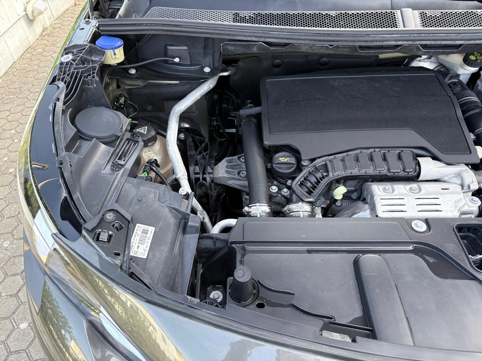 Peugeot 3008 1.2 PureTech Allure EAT8 17