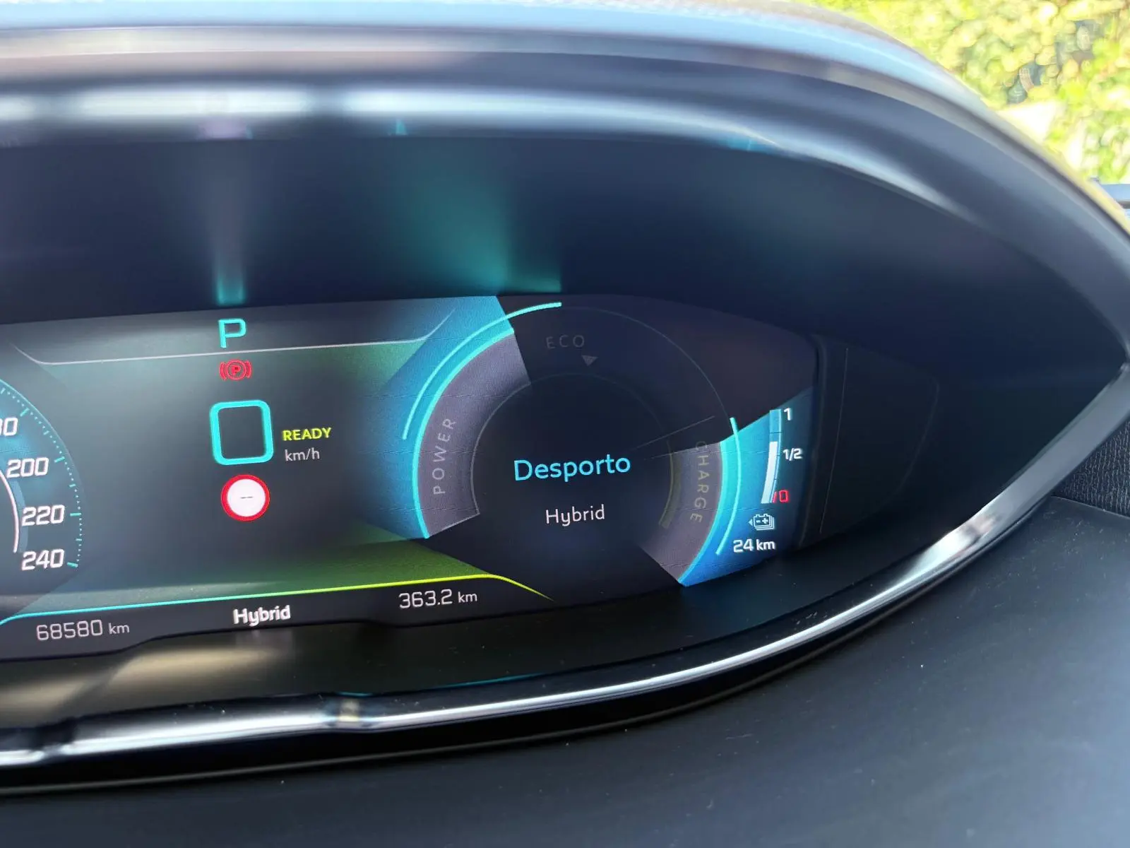 Peugeot 3008 1.6 Hybrid GT e-EAT8 44