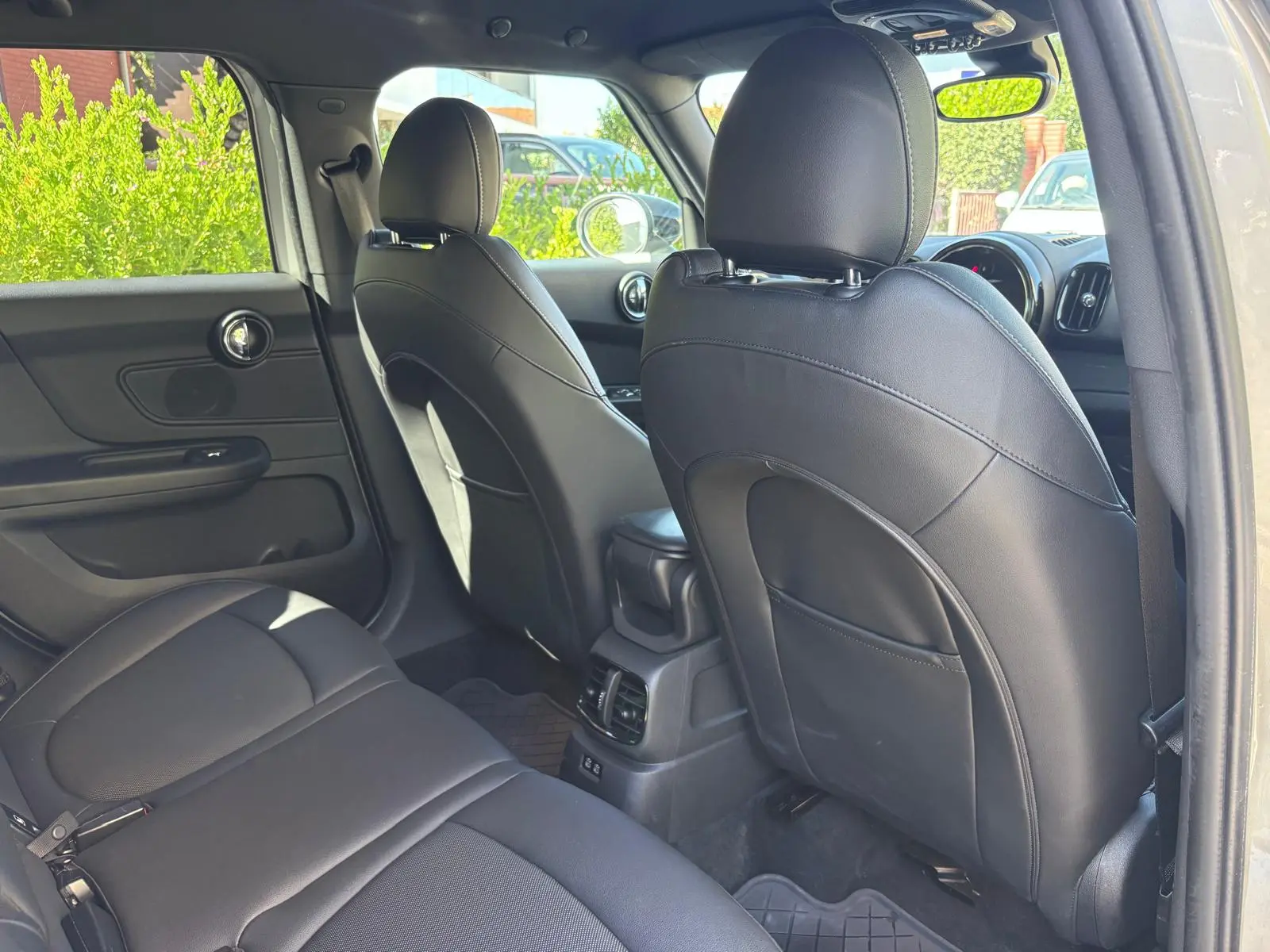 MINI Countryman Cooper D Premium Classic Auto 56