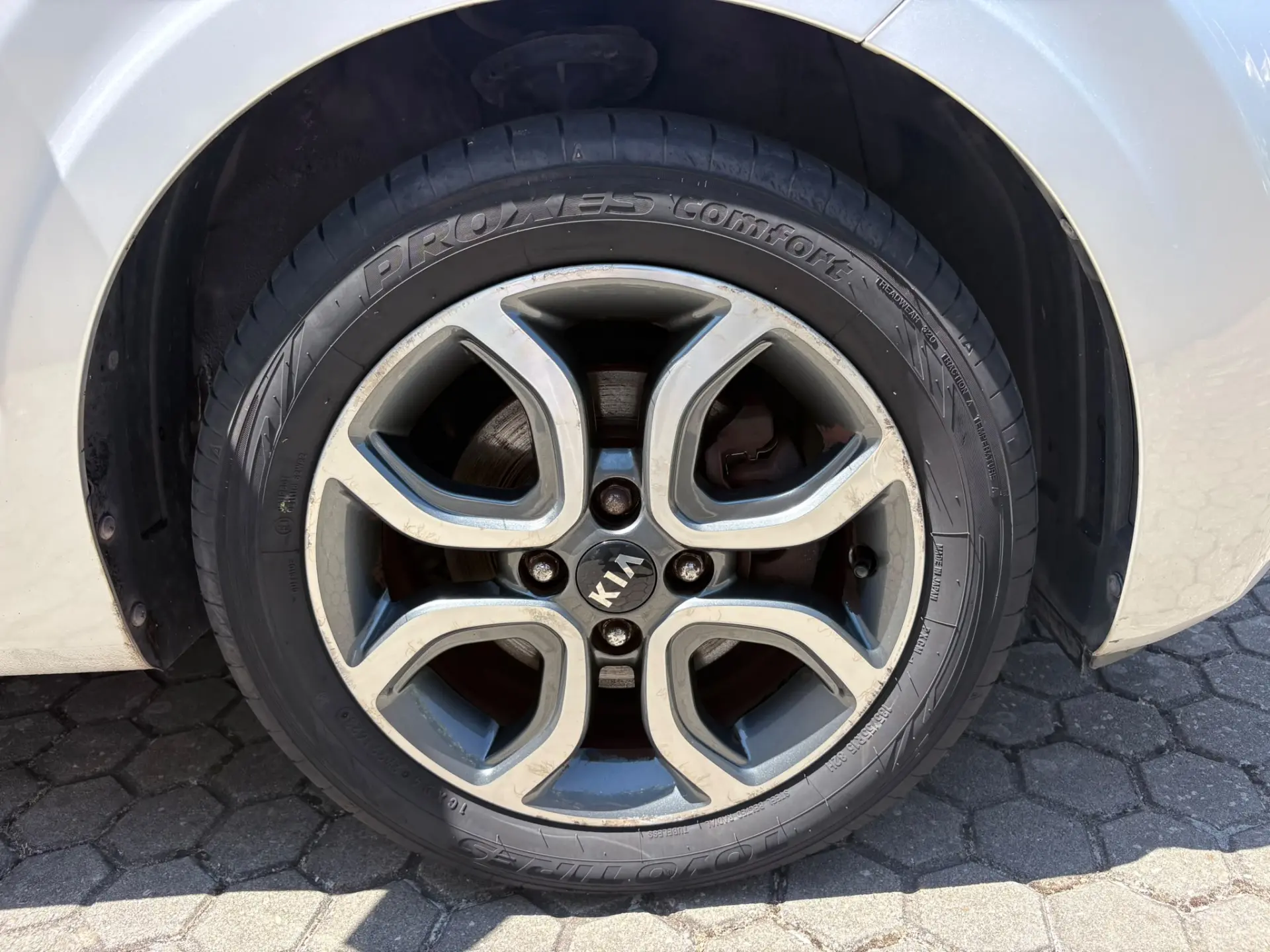 Kia Picanto 1.0 CVVT Urban 11