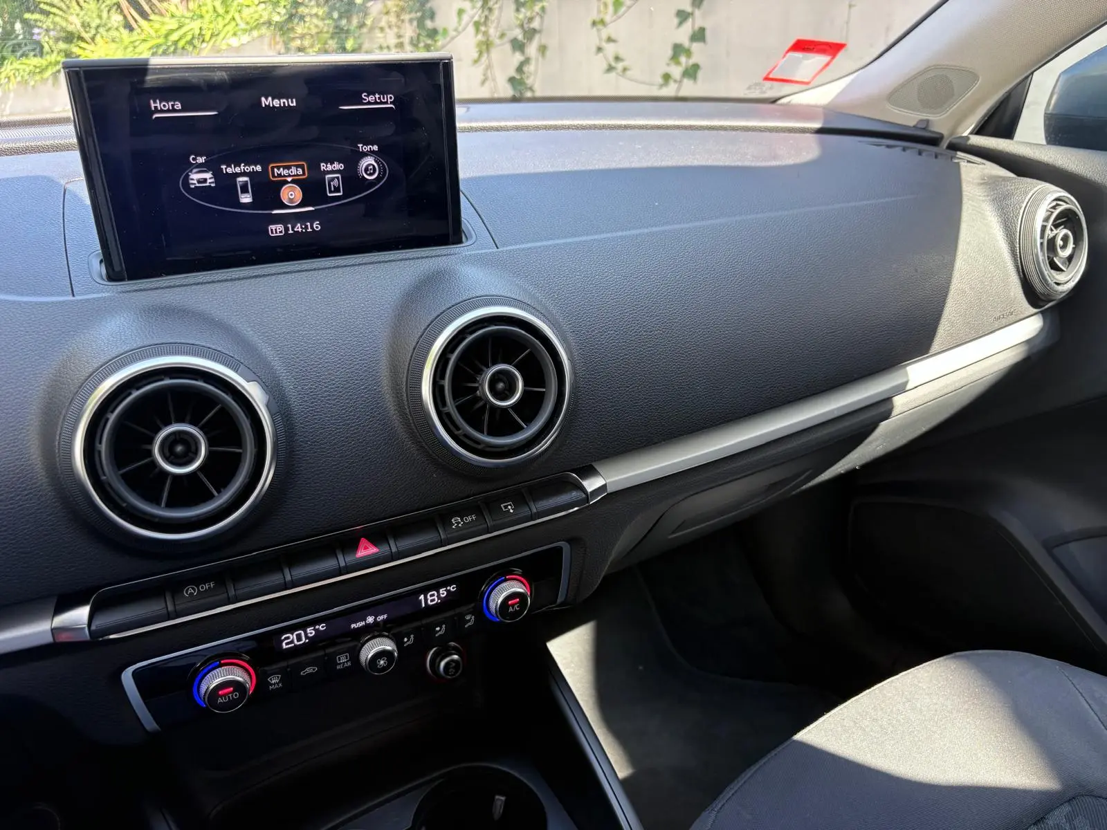 Audi A3 Limousine 1.6 TDI Attraction 45