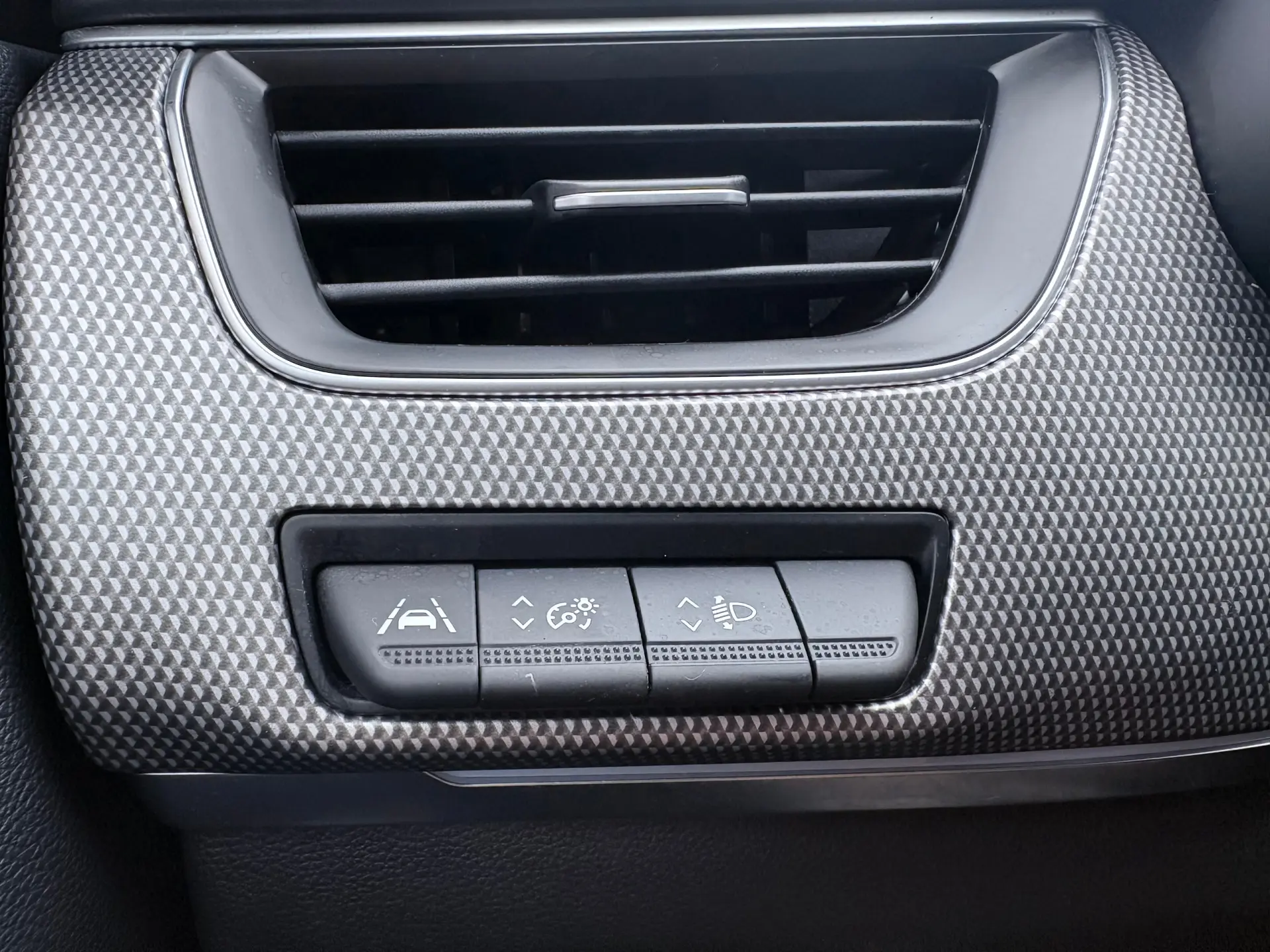 Renault Arkana 1.6 E-Tech Intens 37