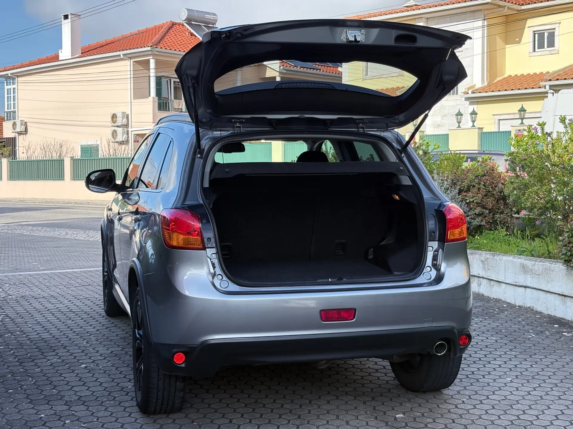 Mitsubishi ASX 1.6 DI-D Intense Black Edition 26