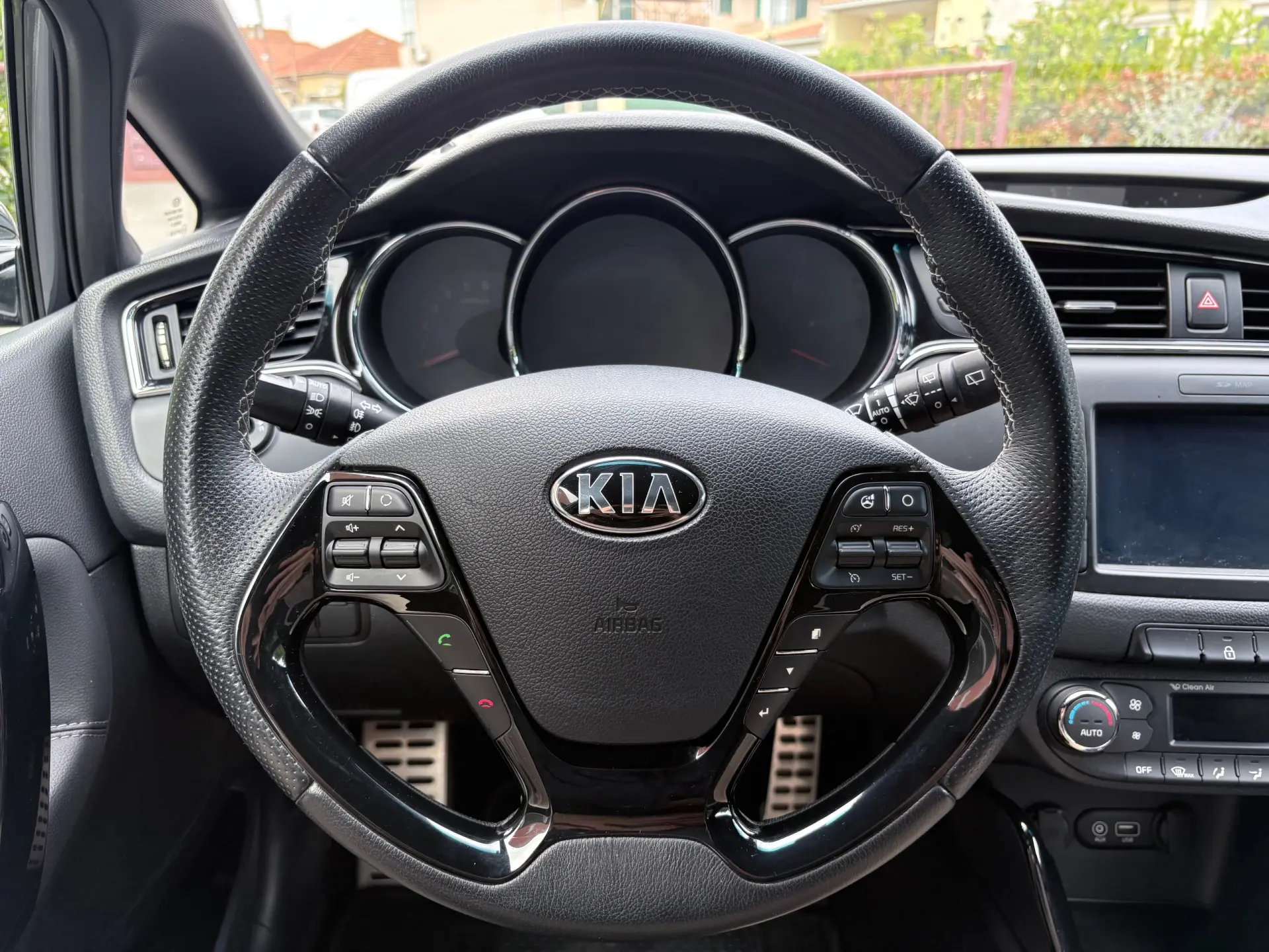 Kia Ceed 1.6 CRDi GT Line 37