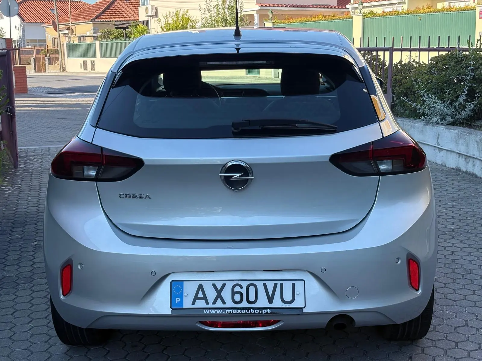Opel Corsa 1.2 Business 5