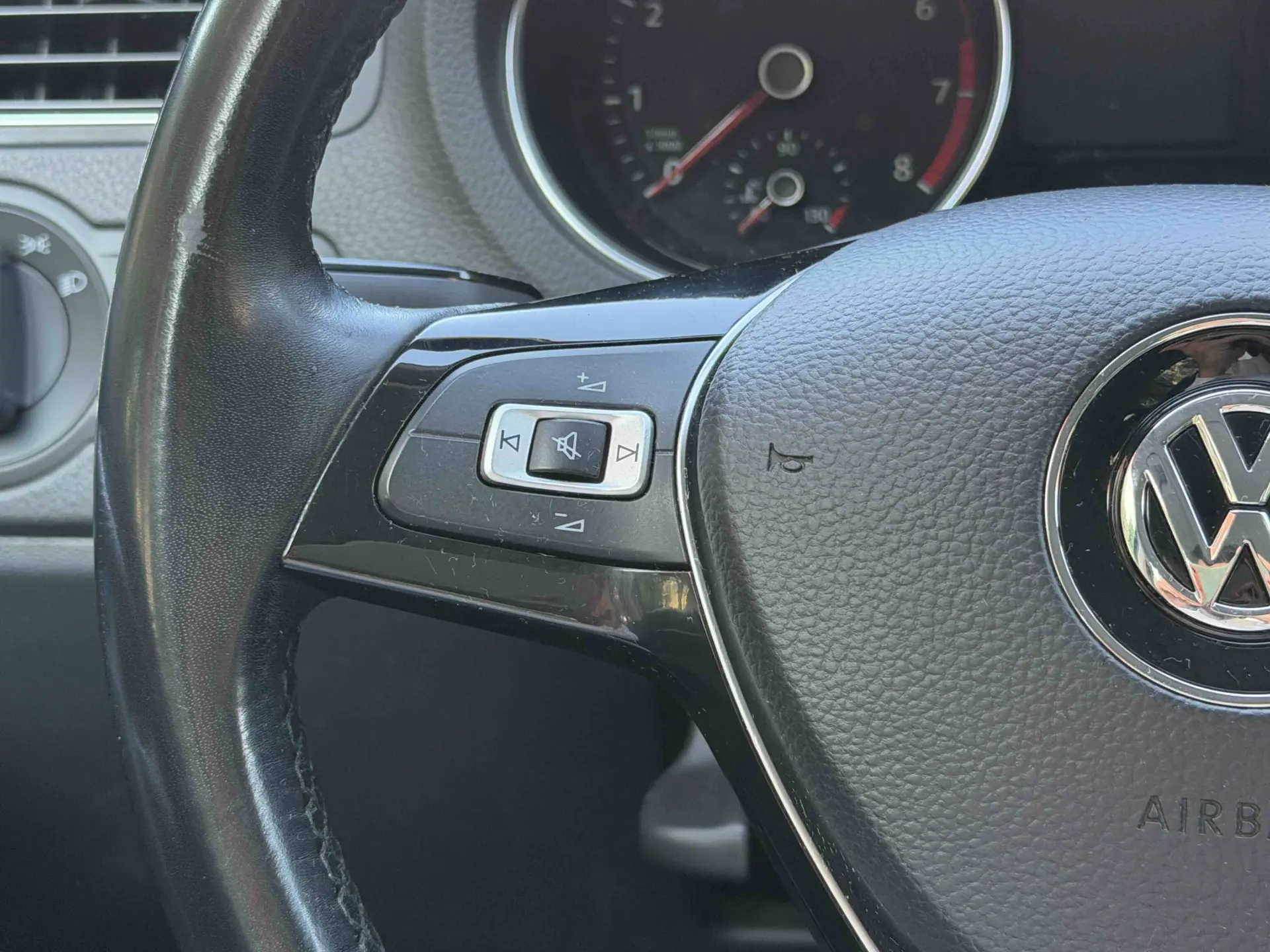 Volkswagen Polo 1.0 Trendline 38